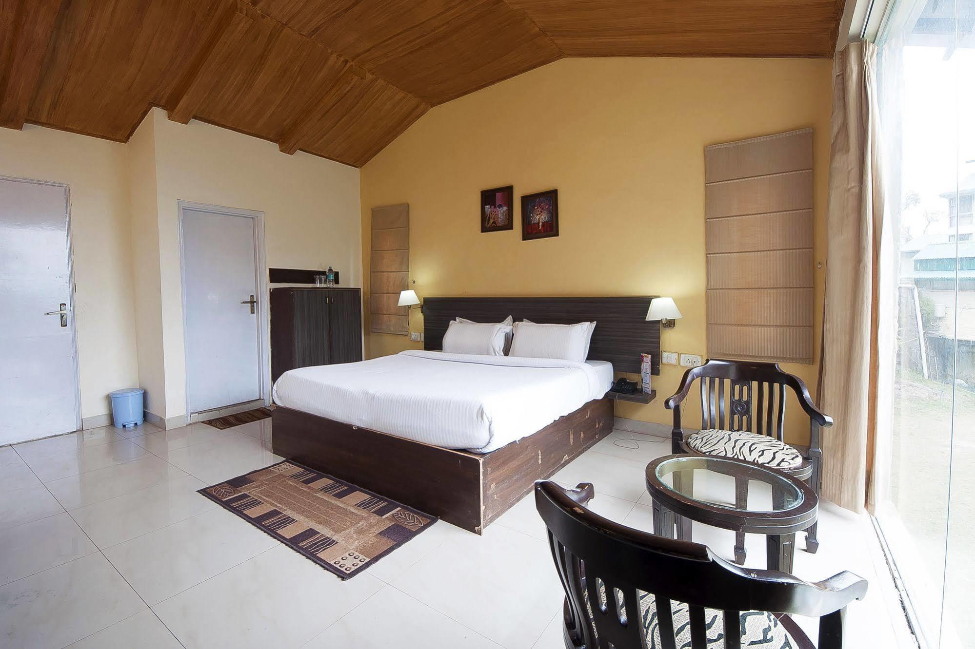 Natureraga Fernhill Resort Chail Luaran gambar